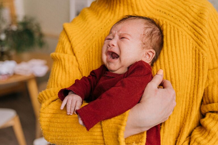 Babys Globuli als natürliche Hilfe bei kleinen Wehwehchen für die Gesundheit von Säuglingen