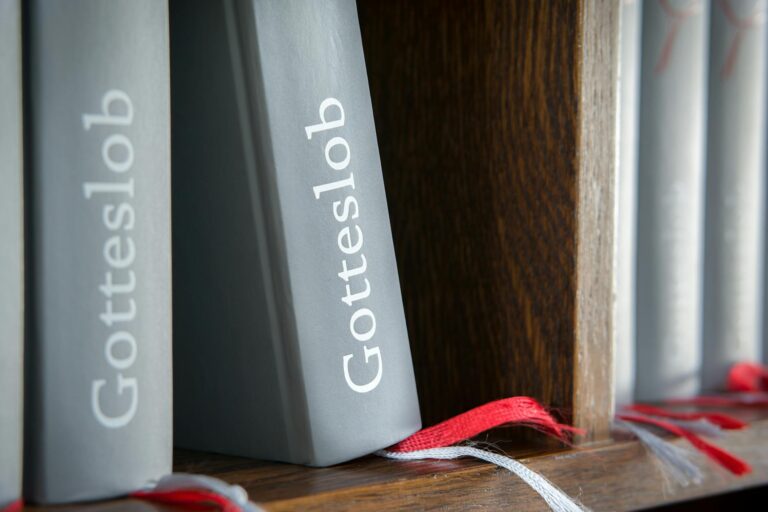 Globuli helfen Kindern effektiv gegen Reiseübelkeit während Autofahrten und Reisen